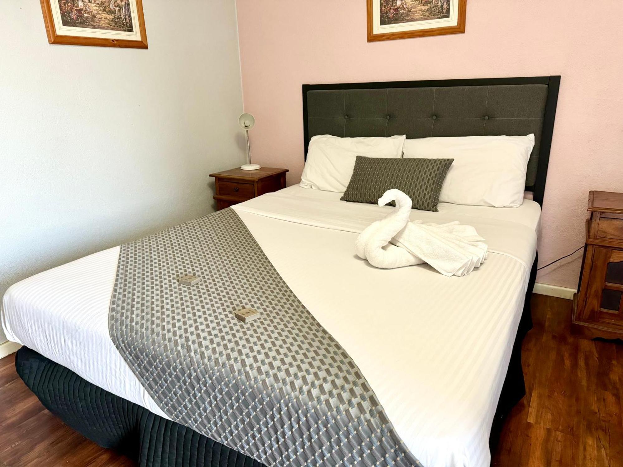 Merredin Olympic Motel Extérieur photo